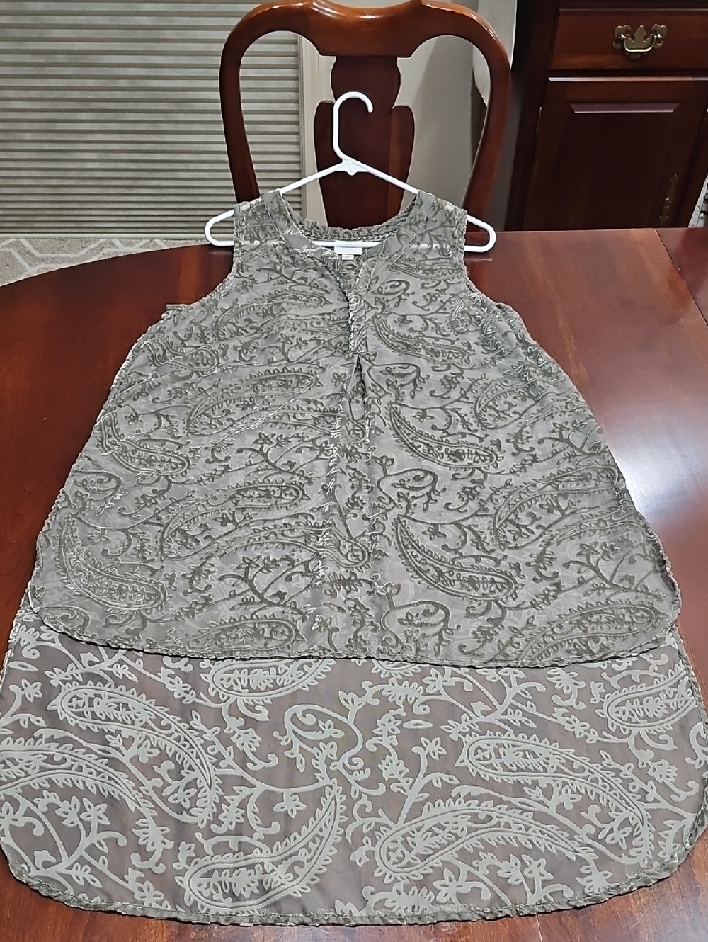Knox Rose Paisley Textured Sleeveless Tunic